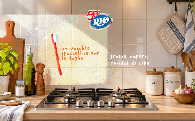 Come pulire le piastrelle di bagno e cucina: rimuovere aloni, muffa, grasso e calcare_Copertina